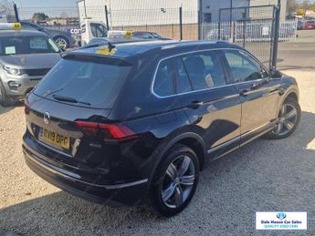 Volkswagen Tiguan 2.0 TSI SEL SUV 5dr Petrol DSG 4Motion Euro 6 (s/s) (190 ps)