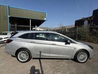 Vauxhall Astra 1.6 CDTi BlueInjection Elite Nav Hatchback 5dr Diesel Auto Euro 