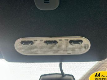 Nissan Juke 1.6 N-Connecta SUV 5dr Petrol XTRON Euro 6 (117 ps)