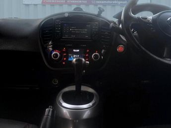 Nissan Juke 1.6 Tekna SUV 5dr Petrol CVT Euro 5 (117 ps)