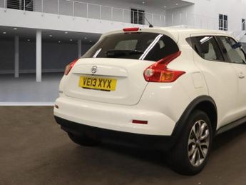 Nissan Juke 1.6 Tekna SUV 5dr Petrol CVT Euro 5 (117 ps)