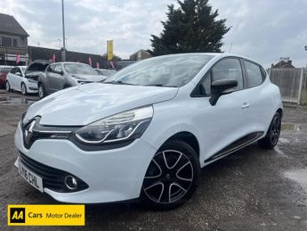 Renault Clio 1.2 16V Dynamique Nav Hatchback 5dr Petrol Manual Euro 6 (75 ps)