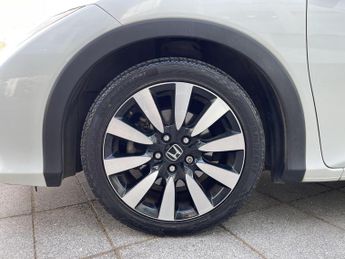 Honda Civic 1.8 i-VTEC SE Plus Hatchback 5dr Petrol Auto Euro 5 (142 ps)