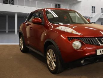Nissan Juke 1.6 Tekna SUV 5dr Petrol CVT Euro 5 (117 ps)