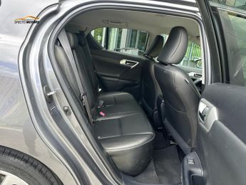 Lexus CT 1.8 200h Advance Hatchback 5dr Petrol Hybrid CVT Euro 5 (s/s) (1