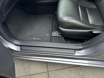 Lexus CT 1.8 200h Advance Hatchback 5dr Petrol Hybrid CVT Euro 5 (s/s) (1