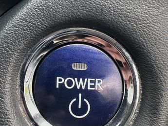 Lexus CT 1.8 200h Advance Hatchback 5dr Petrol Hybrid CVT Euro 5 (s/s) (1