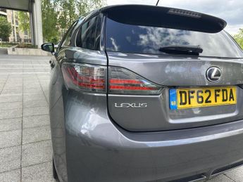 Lexus CT 1.8 200h Advance Hatchback 5dr Petrol Hybrid CVT Euro 5 (s/s) (1