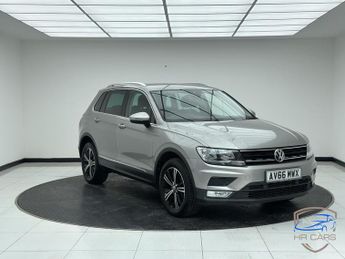 Volkswagen Tiguan 2.0 TDI BlueMotion Tech SE Navigation SUV 5dr Diesel DSG 4Motion