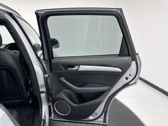 Audi Q5 2.0 TDI S line Plus SUV 5dr Diesel S Tronic quattro Euro 5 (s/s)