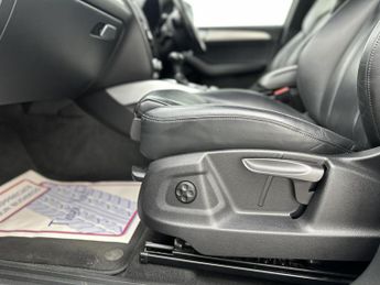 Audi Q5 2.0 TDI S line Plus SUV 5dr Diesel S Tronic quattro Euro 5 (s/s)