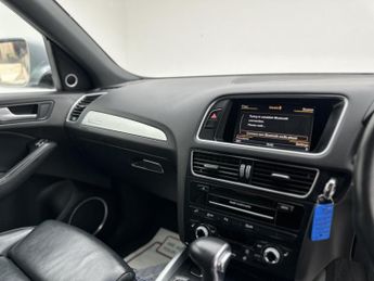 Audi Q5 2.0 TDI S line Plus SUV 5dr Diesel S Tronic quattro Euro 5 (s/s)
