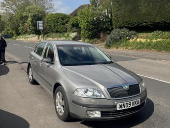 Skoda Octavia 1.9 TDI Elegance Hatchback 5dr Diesel Manual Euro 4 (105 ps)