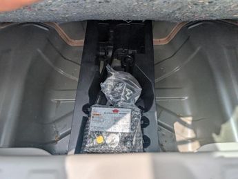Toyota AYGO 1.0 VVT-i x-pression x-wave 5dr Petrol x-shift Euro 6 (Safety Se