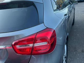 Mercedes-Benz GLA 1.6 GLA200 AMG Line (Executive) SUV 5dr Petrol 7G-DCT Euro 6 (s/