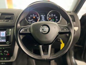 Skoda Yeti 1.2 TSI SE Outdoor 5dr Petrol DSG Euro 5 (105 ps)