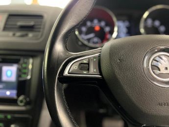Skoda Yeti 1.2 TSI SE Outdoor 5dr Petrol DSG Euro 5 (105 ps)