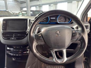 Peugeot 2008 1.6 e-HDi Allure SUV 5dr Diesel EGC Euro 5 (s/s) (92 ps)
