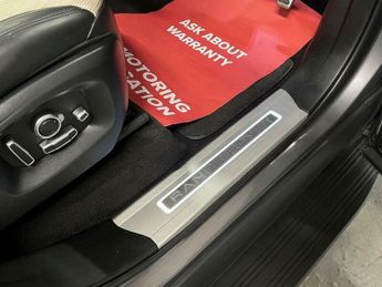 Land Rover Range Rover Sport 3.0 SD V6 Autobiography Dynamic SUV 5dr Diesel Auto 4WD Euro 6 (