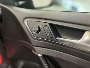 Volkswagen Golf 2.0 TDI GTD Hatchback 5dr Diesel DSG Euro 6 (s/s) (184 ps)