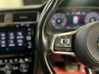 Volkswagen Golf 2.0 TDI GTD Hatchback 5dr Diesel DSG Euro 6 (s/s) (184 ps)