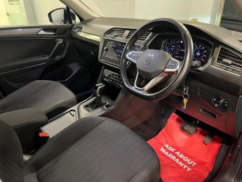 Volkswagen Tiguan 2.0 TDI R-Line SUV 5dr Diesel DSG 4Motion Euro 6 (s/s) (150 ps)