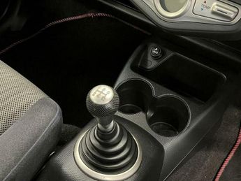 Honda Jazz 1.4 i-DSI SE Sport Hatchback 5dr Petrol Manual (137 g/km, 82 bhp