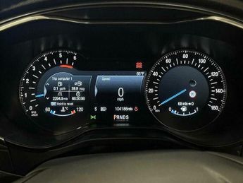 Ford Mondeo 2.0 TDCi Titanium Hatchback 5dr Diesel Powershift Euro 6 (s/s) (