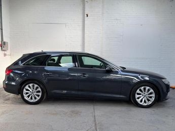Audi A6 Saloon 2.0 TDI ultra Black Edition S Tronic Euro 6 (s/s) 4dr