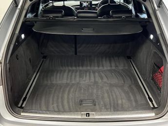 Audi A6 Avant 2.0 TDI ultra Black Edition Estate 5dr Diesel S Tronic Euro 6 (s