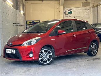 Audi A6 Avant 2.0 TDI ultra Black Edition Estate 5dr Diesel S Tronic Euro 6 (s