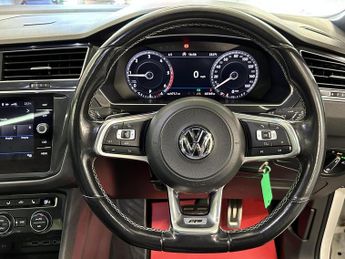 Volkswagen Tiguan 2.0 TDI R-Line SUV 5dr Diesel DSG 4Motion Euro 6 (s/s) (150 ps)