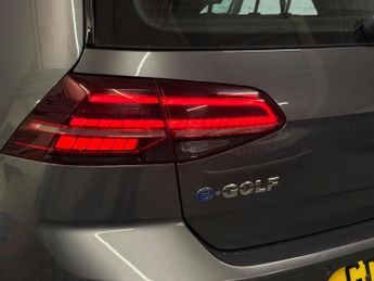 Volkswagen e-Golf 35.8kWh e-Golf Hatchback 5dr Electric Auto (136 ps)