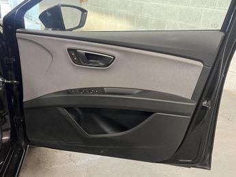 SEAT Leon 1.6 TDI SE ST 5dr Diesel DSG Euro 6 (s/s) (115 ps)