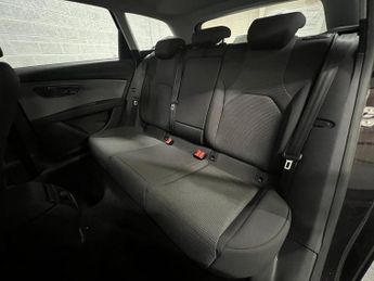 SEAT Leon 1.6 TDI SE ST 5dr Diesel DSG Euro 6 (s/s) (115 ps)