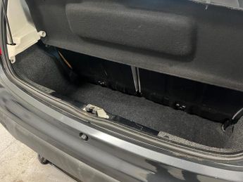 Peugeot 107 1.0 12V Urban Move Hatchback 3dr Petrol Manual Euro 4 (68 ps)