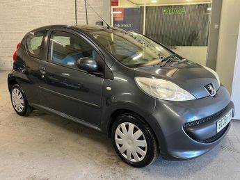 Peugeot 107 1.0 12V Urban Move Hatchback 3dr Petrol Manual Euro 4 (68 ps)