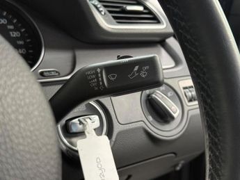 Volkswagen Passat 2.0 TDI BlueMotion Tech SE Euro 5 (s/s) 4dr