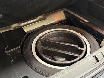 Volkswagen Passat 2.0 TDI BlueMotion Tech SE Euro 5 (s/s) 4dr