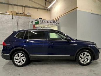 Volkswagen Tiguan Allspace 1.5 TSI Life SUV 5dr Petrol DSG Euro 6 (s/s) (150 ps)