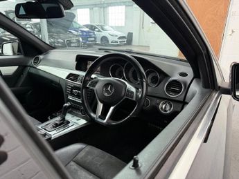 Mercedes-Benz C Class 2.1 C220 CDI AMG Sport Plus Saloon 4dr Diesel G-Tronic+ Euro 5 (