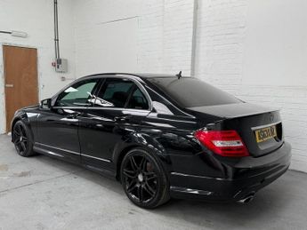 Mercedes-Benz C Class 2.1 C220 CDI AMG Sport Plus Saloon 4dr Diesel G-Tronic+ Euro 5 (