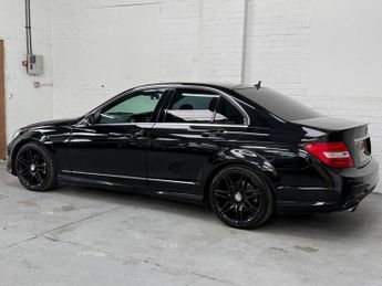 Mercedes-Benz C Class 2.1 C220 CDI AMG Sport Plus Saloon 4dr Diesel G-Tronic+ Euro 5 (