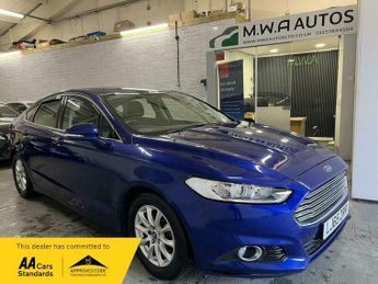 Ford Mondeo 1.6 TDCi ECOnetic Zetec Hatchback 5dr Diesel Manual Euro 5 (s/s)