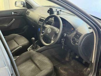 Volkswagen Golf 1.4 S Hatchback 5dr Petrol Manual (163 g/km, 75 bhp)