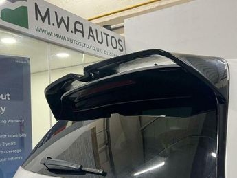 Volkswagen Golf 2.0 TSI R Hatchback 5dr Petrol DSG 4Motion Euro 6 (s/s) (300 ps)