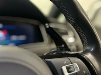 Volkswagen Golf 2.0 TSI R Hatchback 5dr Petrol DSG 4Motion Euro 6 (s/s) (300 ps)