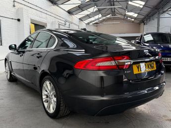 Jaguar XF 2.2d Luxury Auto Euro 5 (s/s) 4dr
