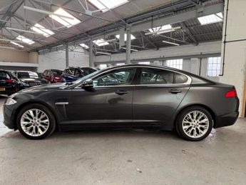 Jaguar XF 2.2d Luxury Auto Euro 5 (s/s) 4dr