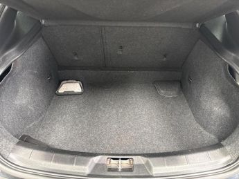 Volvo V40 Cross Country 1.6 D2 Lux Powershift Euro 5 (s/s) 5dr